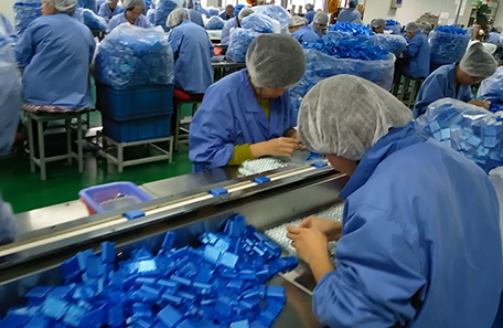 牙線包裝流水線貼標機 牙線包裝流水線貼標機