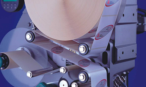 選擇什么類型的雙面貼標機功能更好？