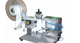 貼標機貼標操作使用要注意工作場合