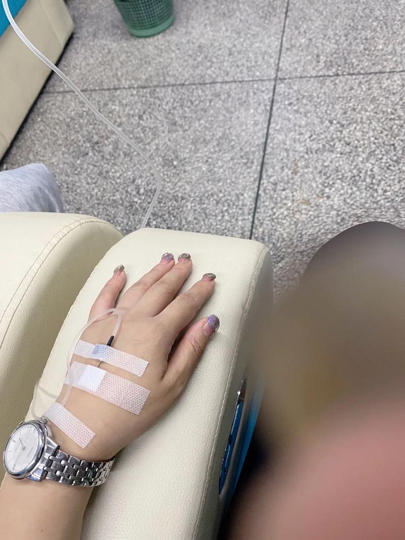 2025新澳门开奖记录和喉咙不适输液后身亡与输液喉咙不舒服